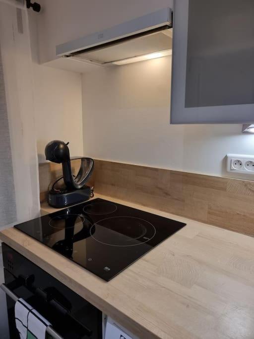 Nalan Orrygeois, Spa, Sauna, Proche Asterix Bagian luar foto